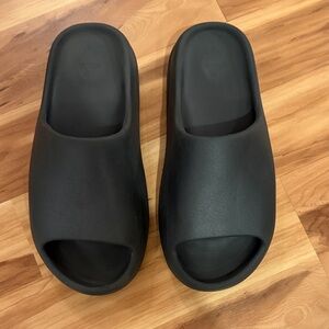 Onyx Yeezy Slides